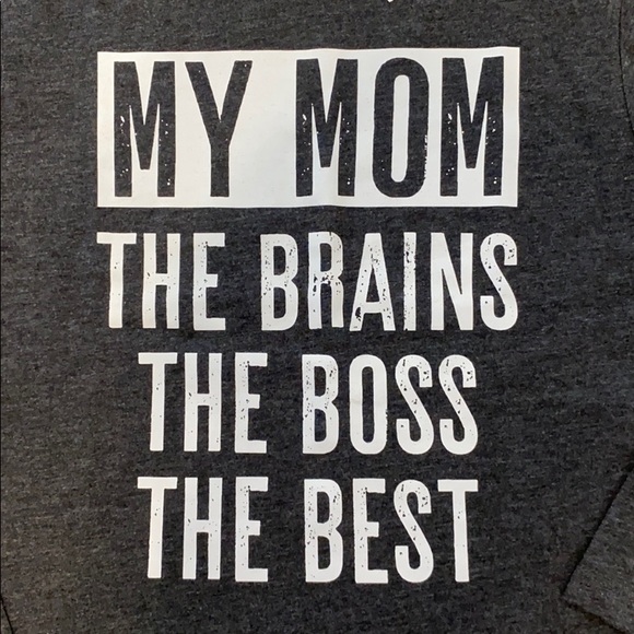 The children’s place boys t-shirt! 💙 - Picture 4 of 4